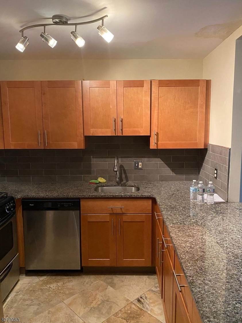 54 W Cherry St - Photo 1