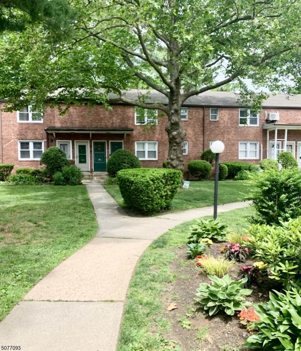 510 Brooklawn Ave - Photo 1