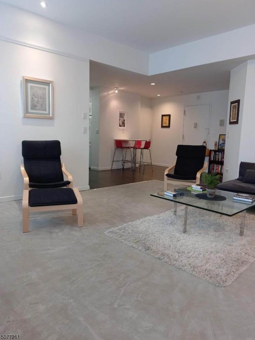 111 Mulberry St 6J - Photo 1