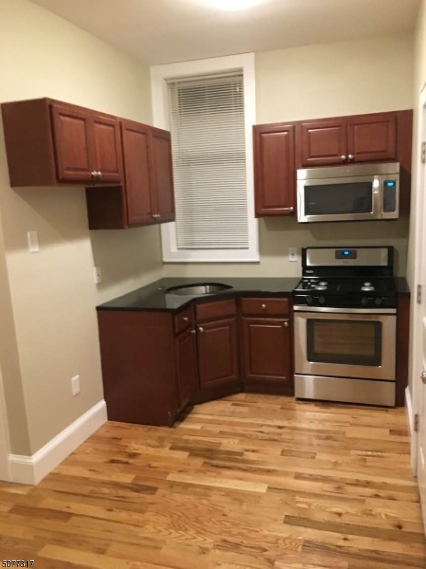 529 Joralemon St. - Photo 1