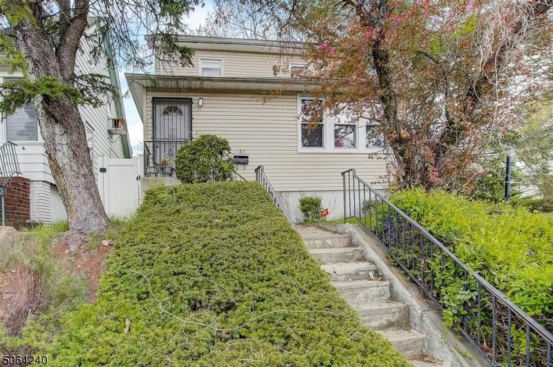 683 Sanford Ave - Photo 1