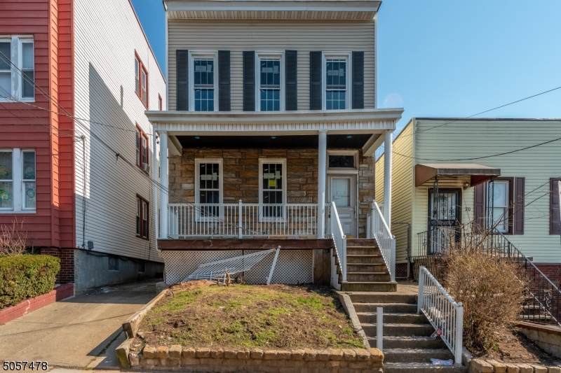 22 Belvidere Ave - Photo 1