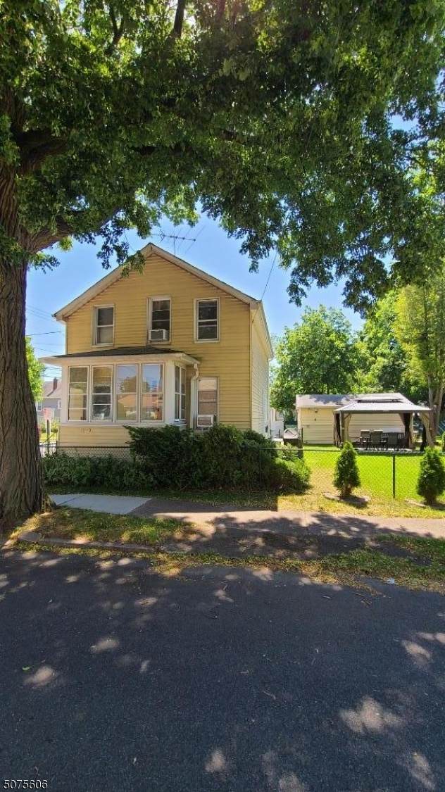 13 5th St - Photo 1