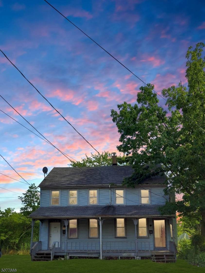 159 Grant St - Photo 1