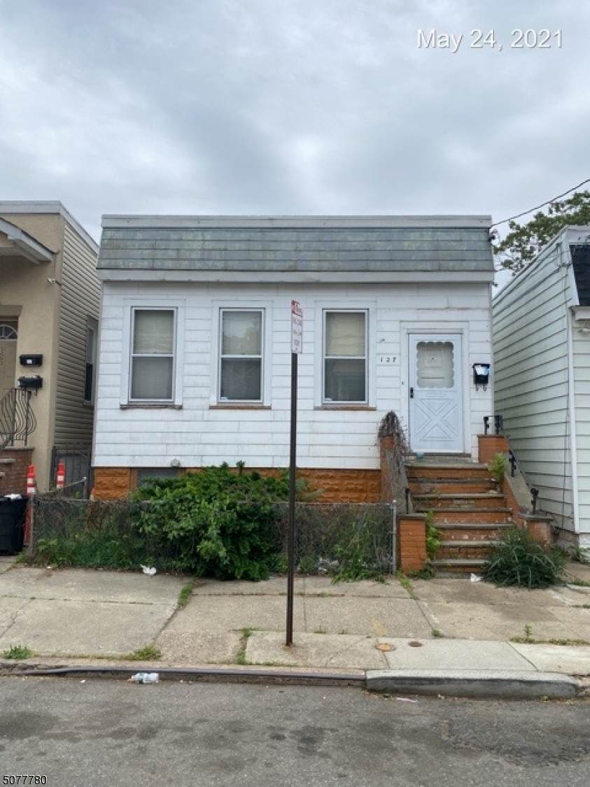 127 Harper Ave - Photo 1