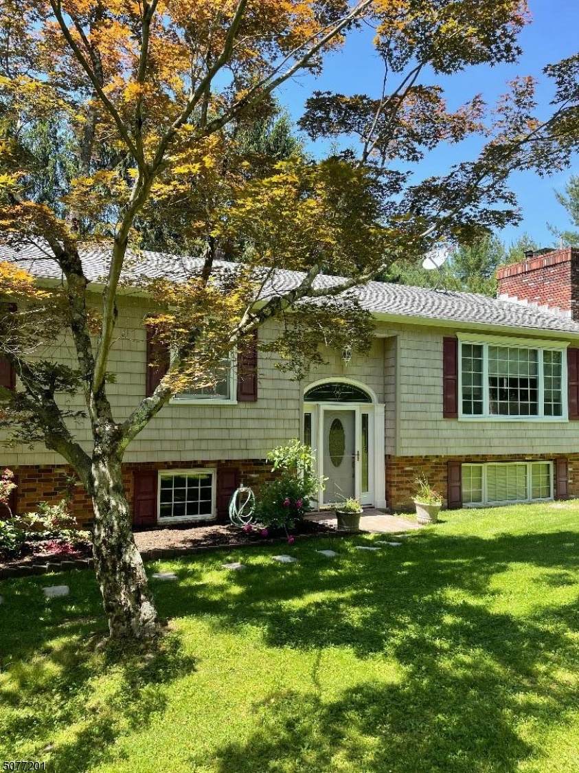 62 South St - Photo 1