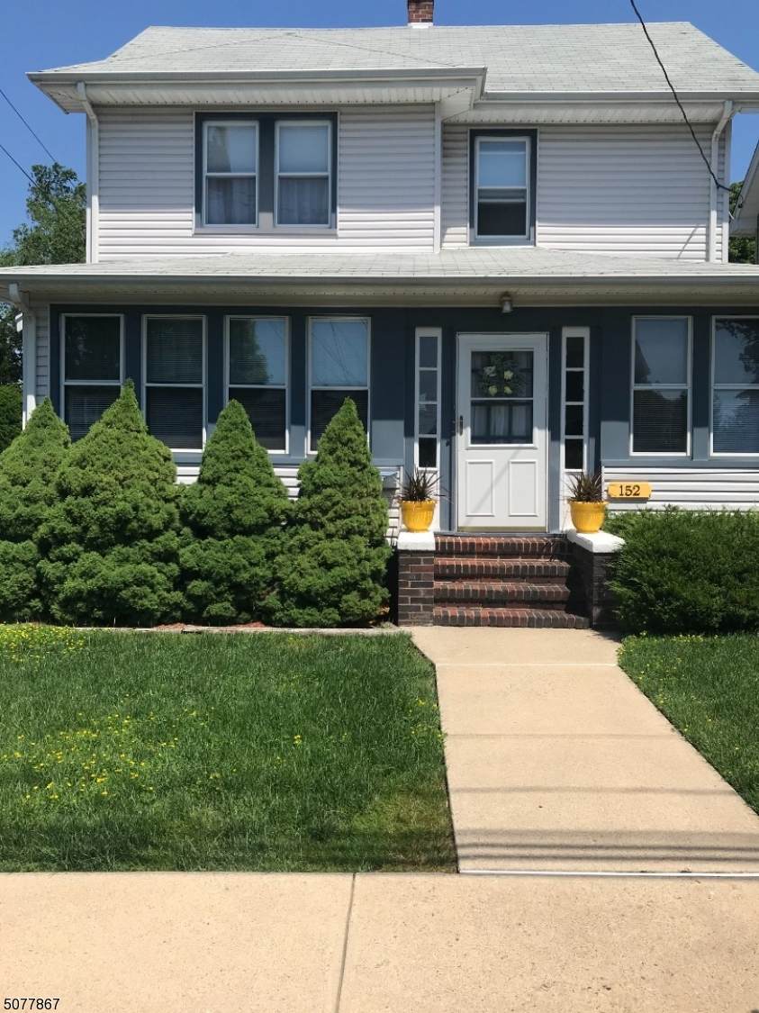 152 Luddington Ave - Photo 1