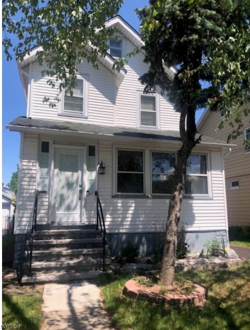 42 Princeton St - Photo 1