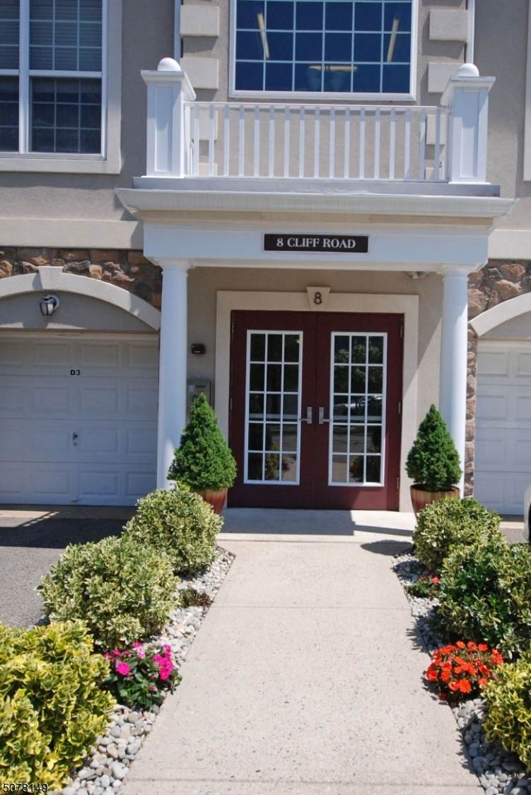 8 Cliff Rd D1 - Photo 1