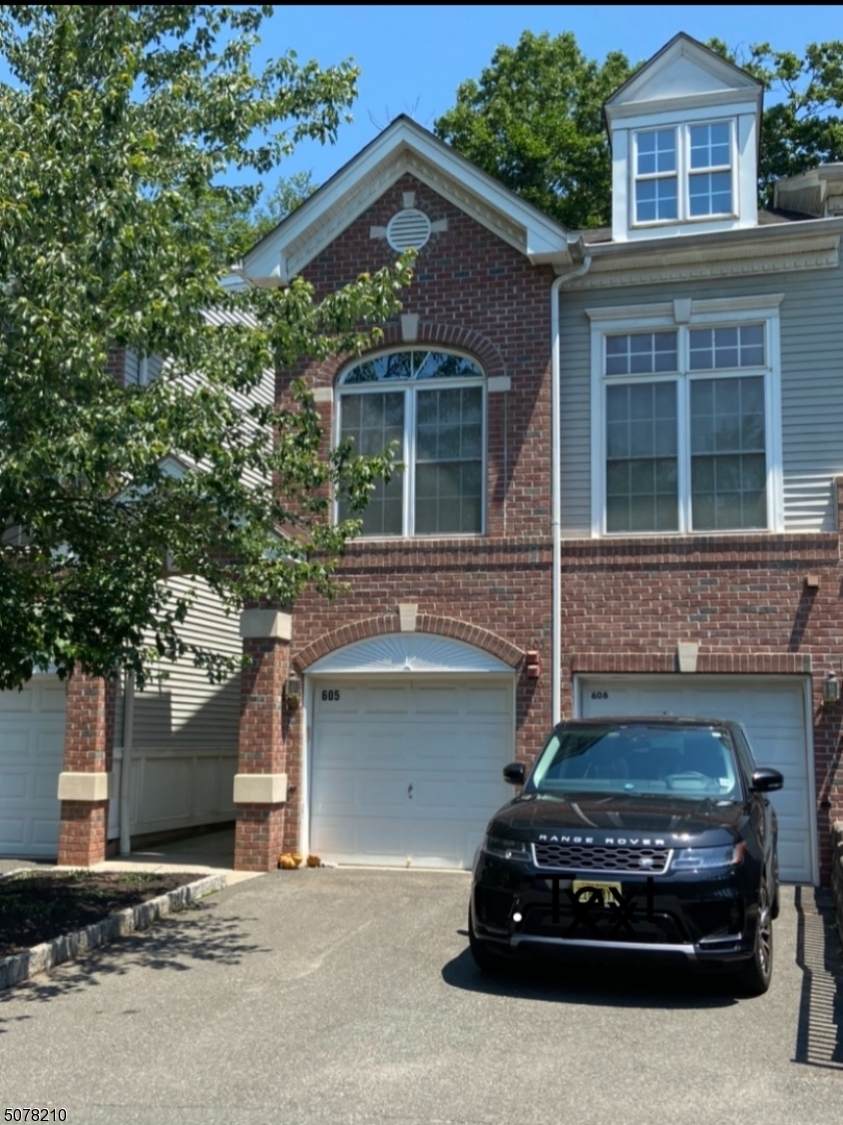 606 Donato Cir - Photo 1