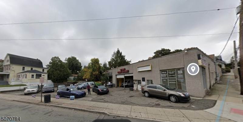 372 Main St - Photo 1