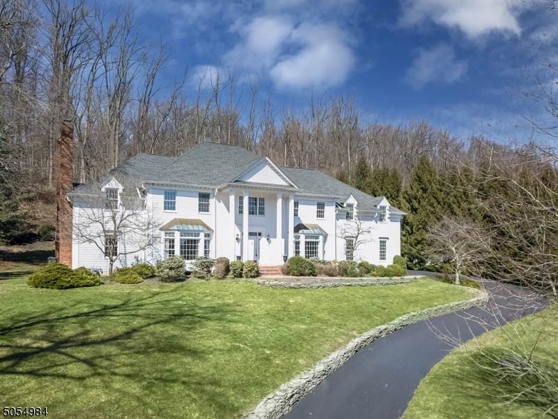 15 Butternut Ln - Photo 1