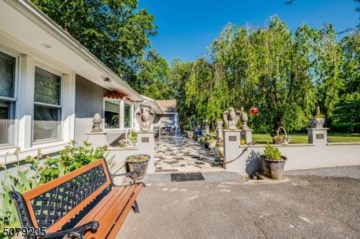 110 Kosciuszko Rd - Photo 1