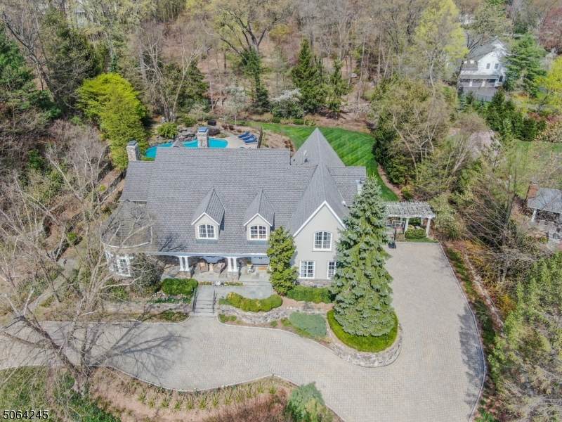 746 Wooded Trl - Photo 1