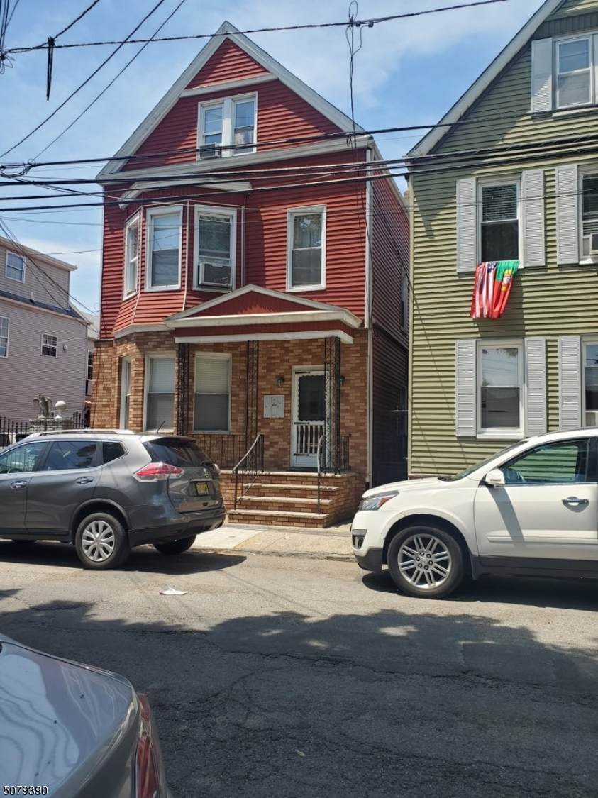 108 Garrison St - Photo 1