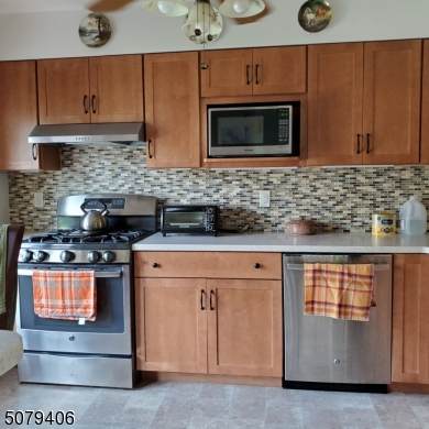 312 Jamestown Ct - Photo 1