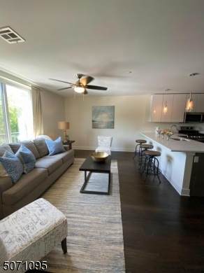 479 Valley St - Photo 1