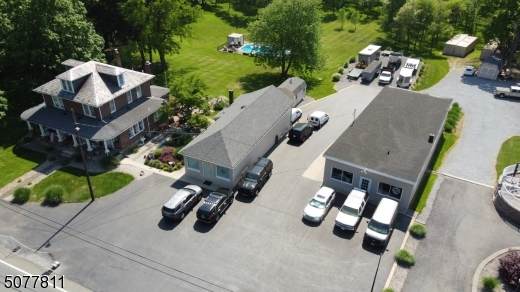 821 Uniontown Rd - Photo 1