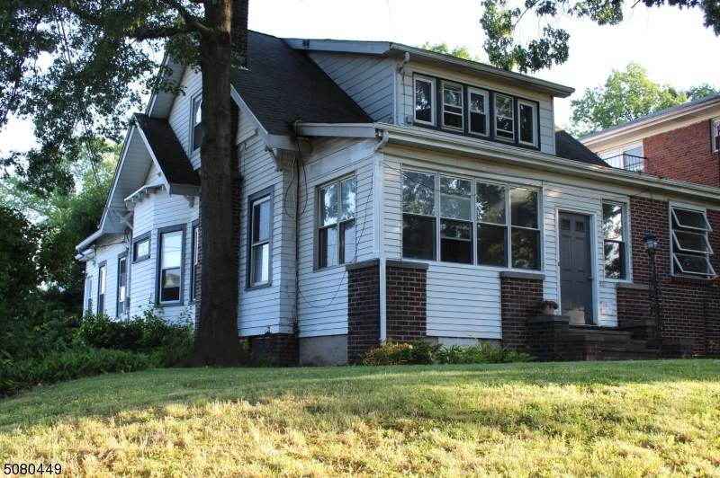 148 Belleville Ave - Photo 1