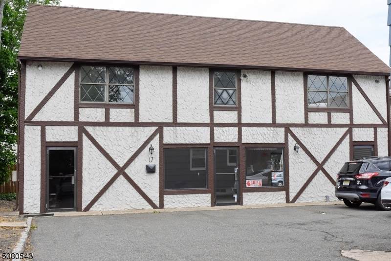 19 N Passaic Ave - Photo 1