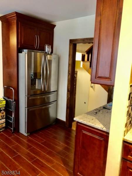 524 Union Ave - Photo 1