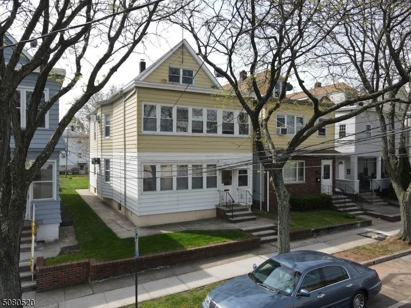 15 E Madison Ave - Photo 1
