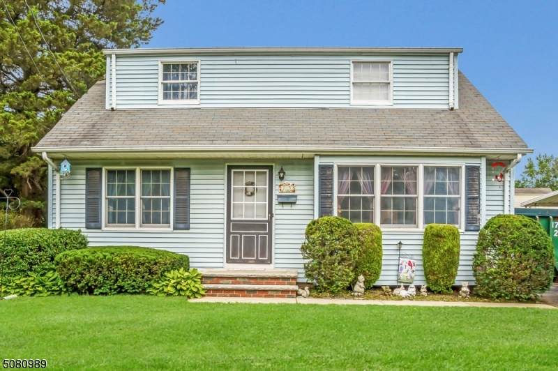 715 Lincoln Ave - Photo 1