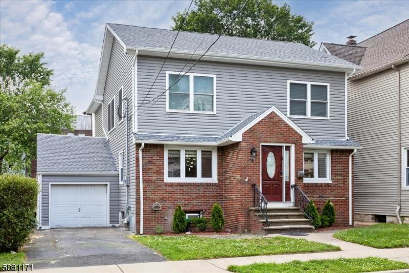 301 South Pkwy - Photo 1
