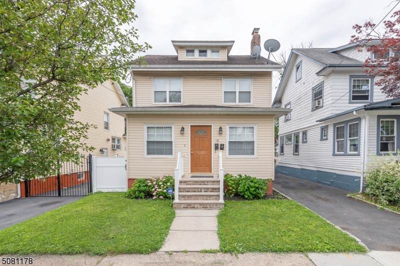 18 Hurden St - Photo 1