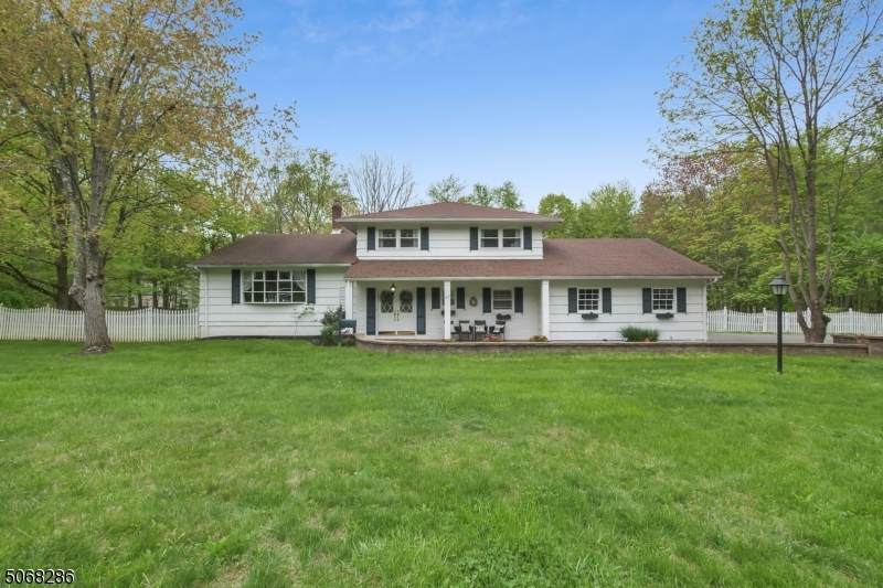 47 Penwood Dr - Photo 1