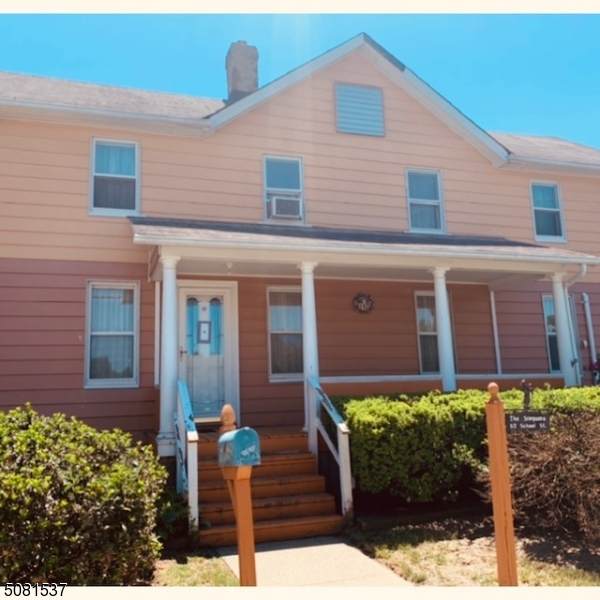 52 School St - Photo 1