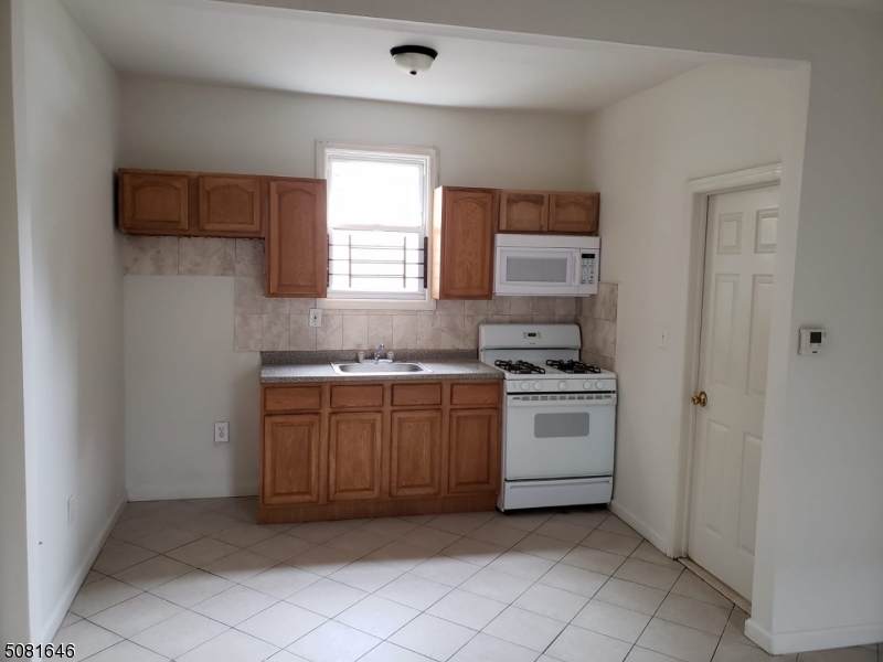 443 S 18Th St - Photo 1