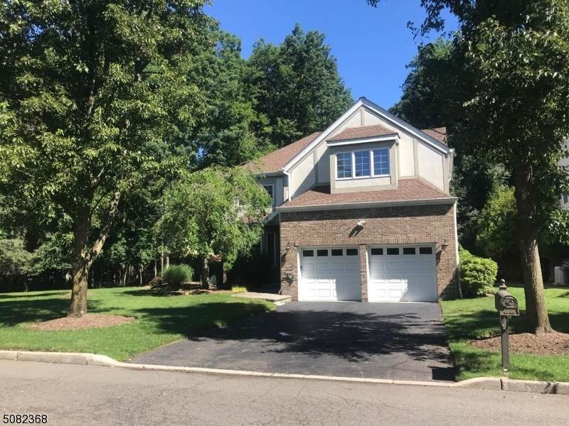 138 Highland Ct - Photo 1