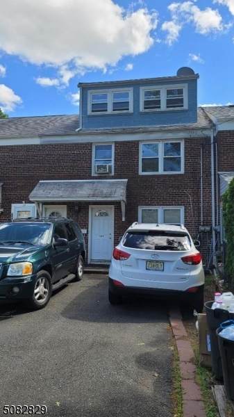 638 Cora Pl - Photo 1