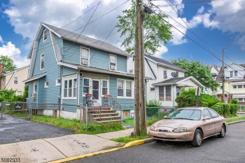 138 Carolina Ave - Photo 1