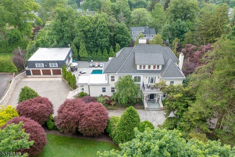 43 Highland Avenue - Photo 1