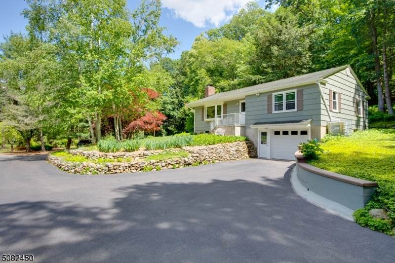 915 Route 619 - Photo 1