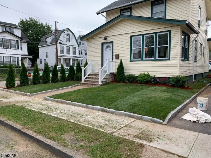 78 Florence Ave - Photo 1