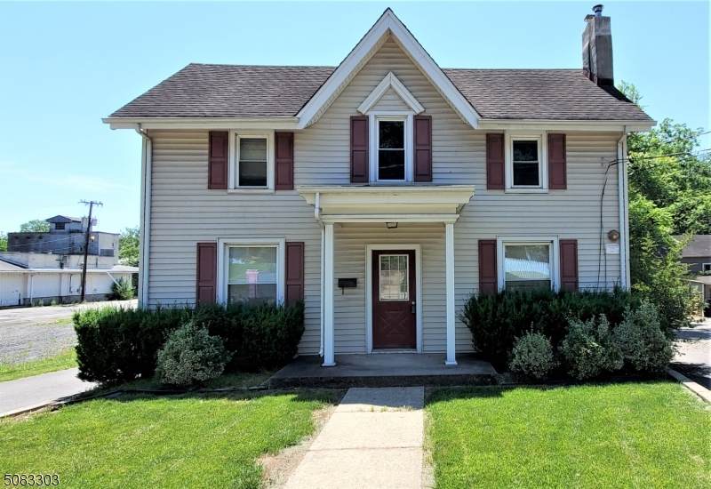 25 West Main St - Photo 1