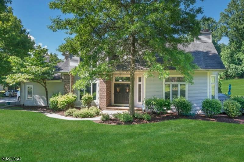 42 Jesse Ct - Photo 1