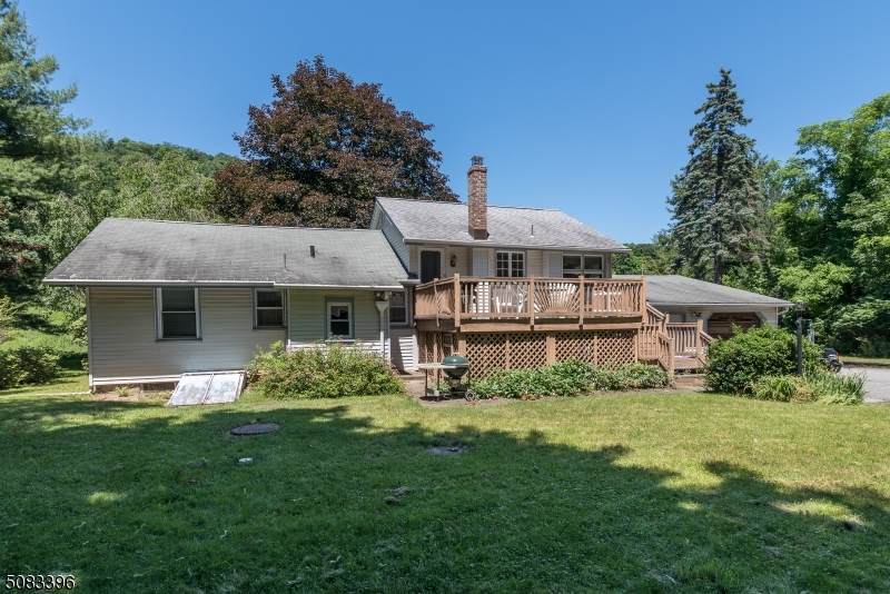 163 W Oakland Ave - Photo 1