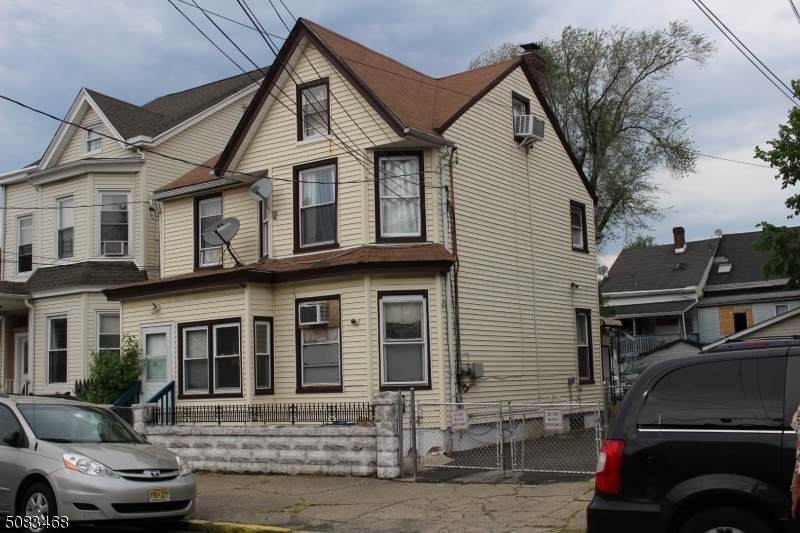 20 Sherman Ave - Photo 1