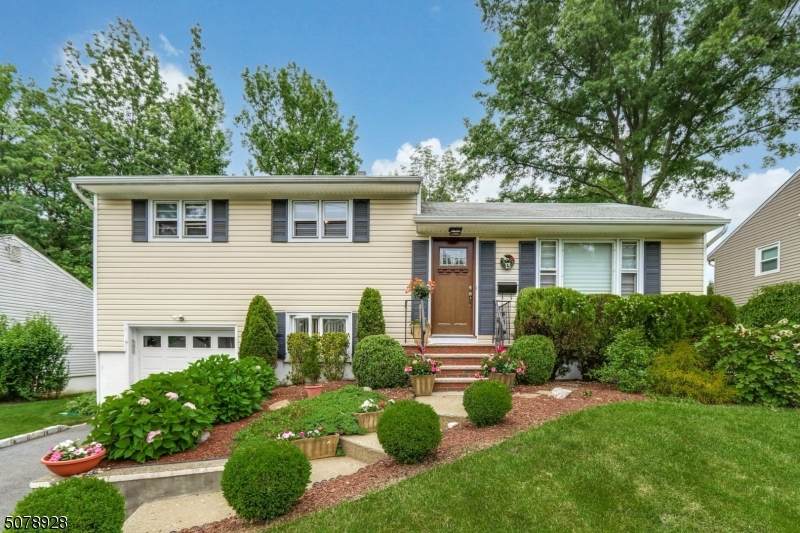 13 Glenwood Rd - Photo 1