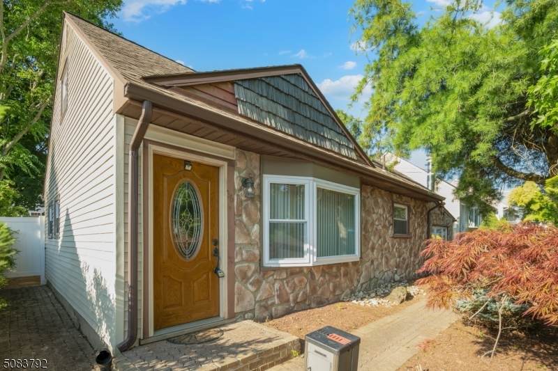 36 Kendall Dr - Photo 1