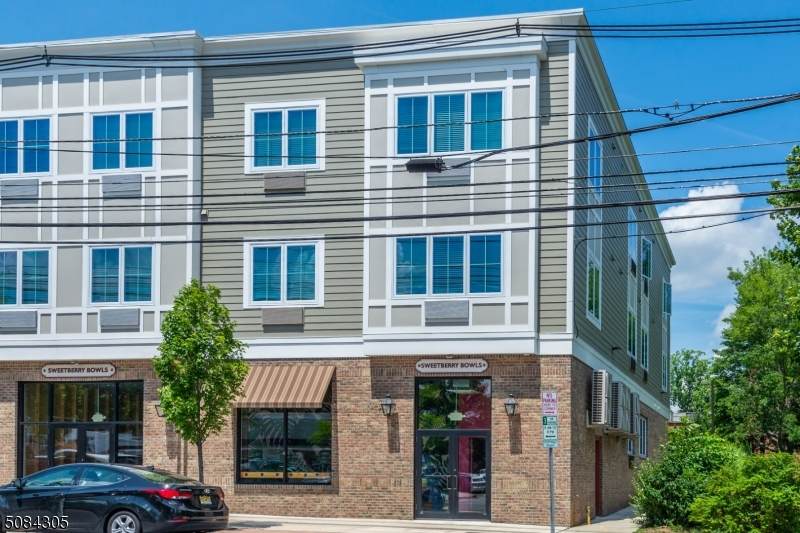 44 Main St - Photo 1