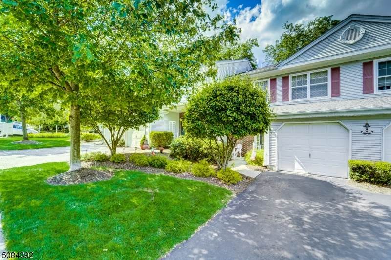 14 Primrose Ln - Photo 1