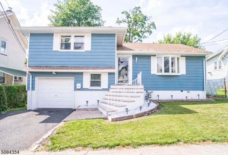 284 Indiana St - Photo 1