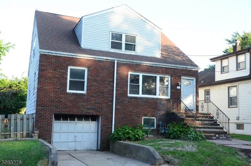 19 Creston Ave - Photo 1
