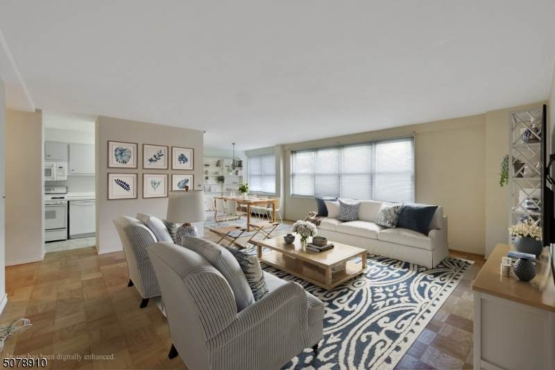 926 Bloomfield Ave - Photo 1