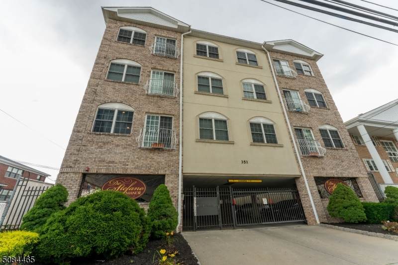 351 S Broad St - Photo 1